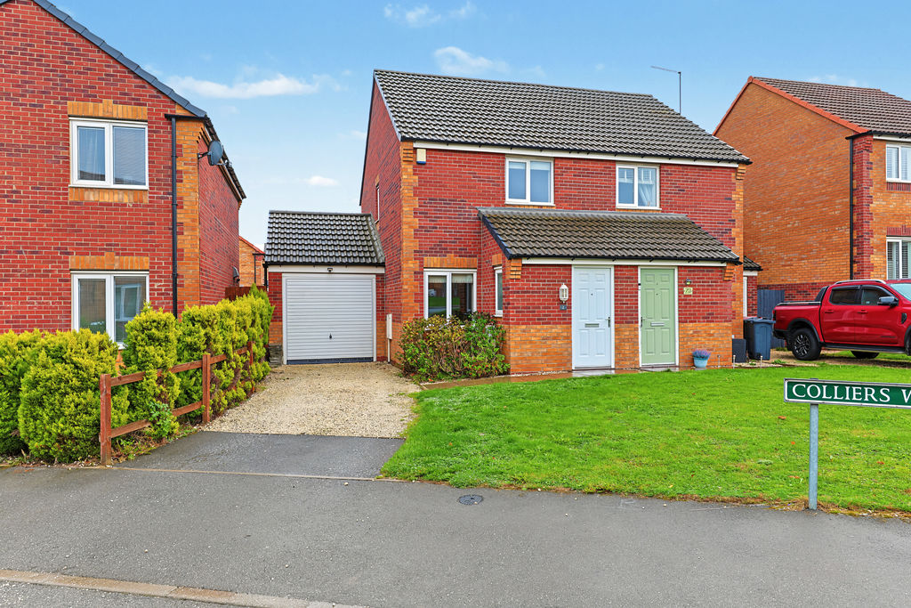 Colliers Way Holmewood